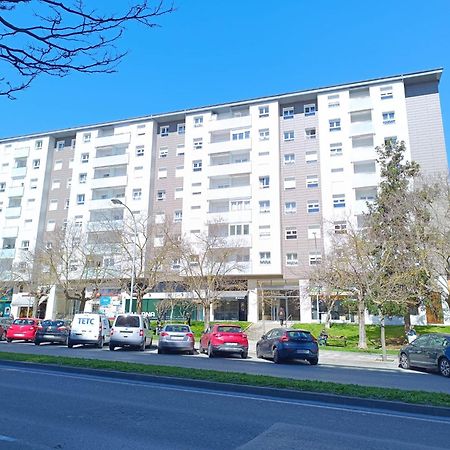 Los Sauces Pamplona Hospitales Universidad Baranain Buitenkant foto